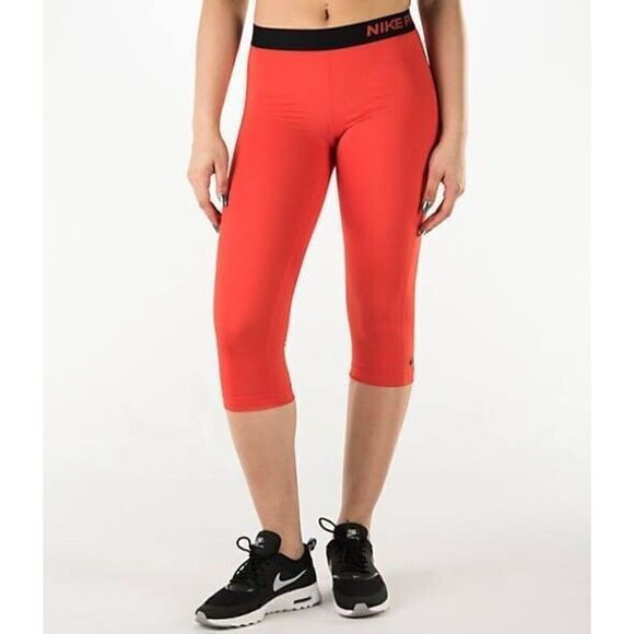 Nike Pro 589366 696 Women's Sz S Red Dri-Fit Compression 3/4 Leg Training Capris - Picture 9 of 10